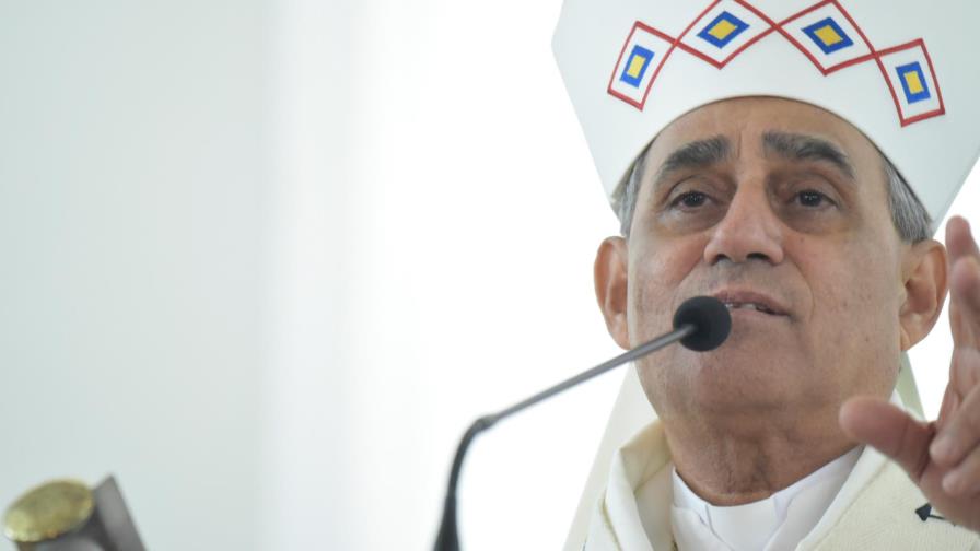 Monseñor Bretón Martínez dice hay otras pandemias dañinas