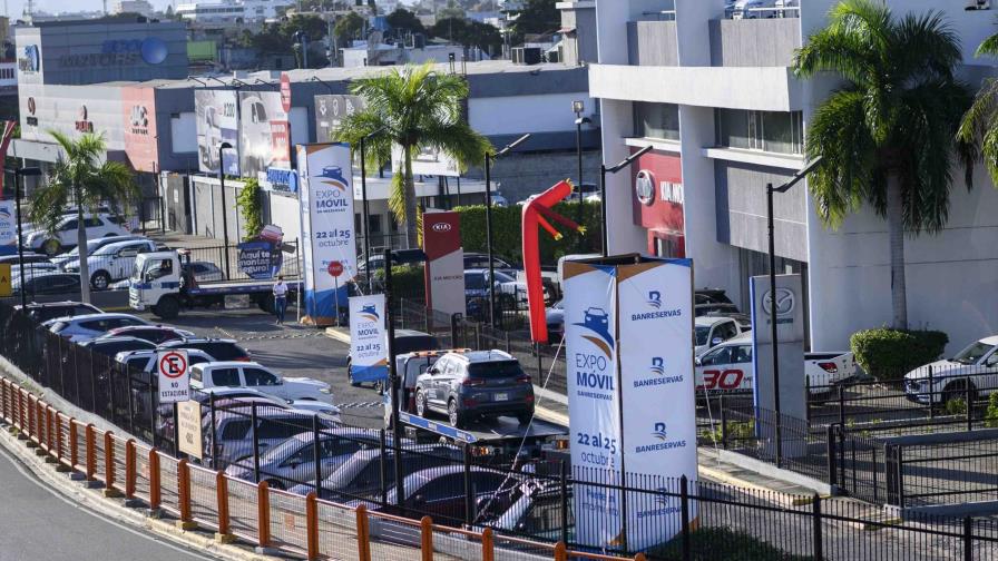 Banreservas financia más de 5,000 vehículos en la Expomóvil