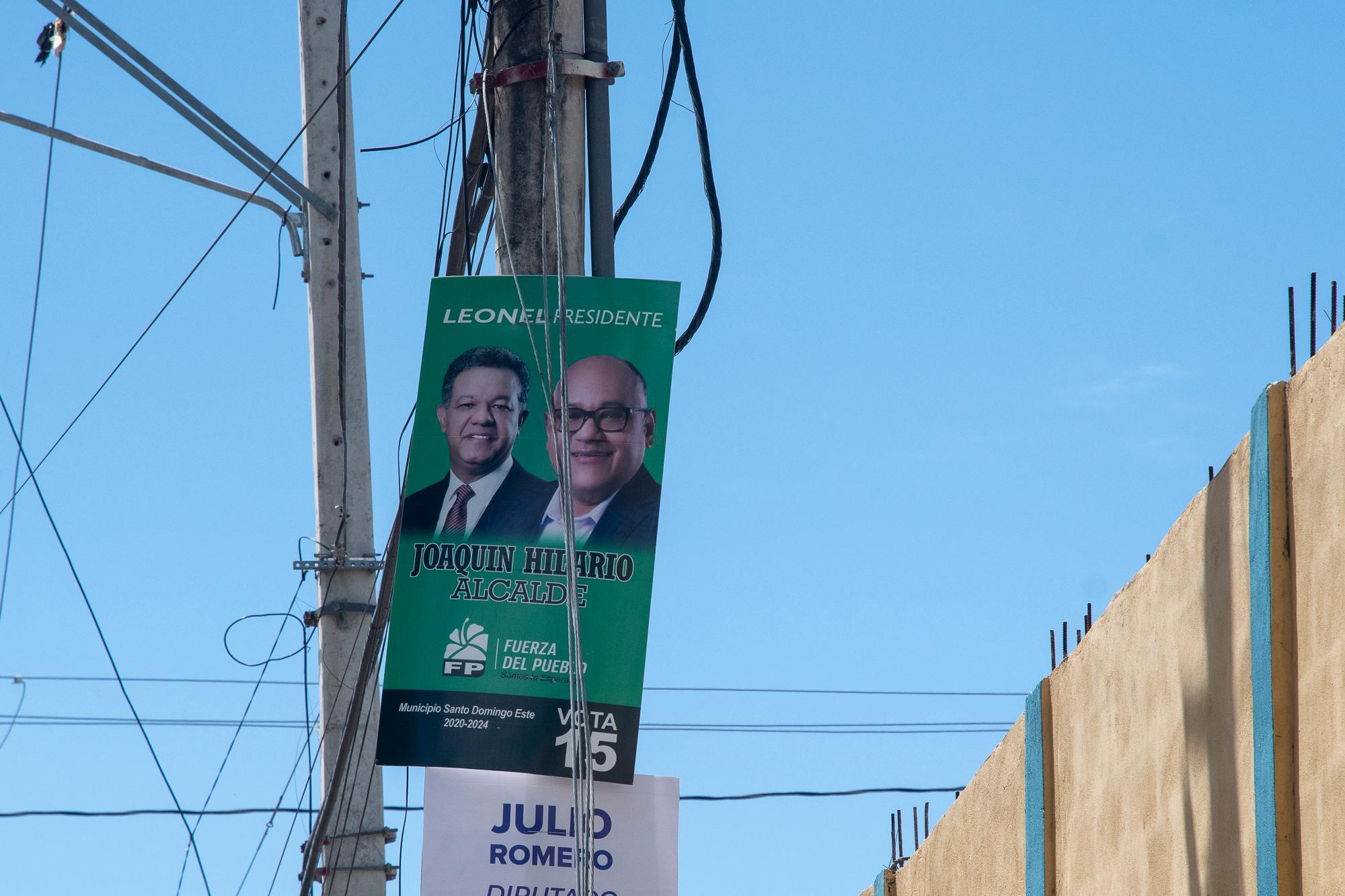 Las alcaldías no han retirado todas las propagandas.