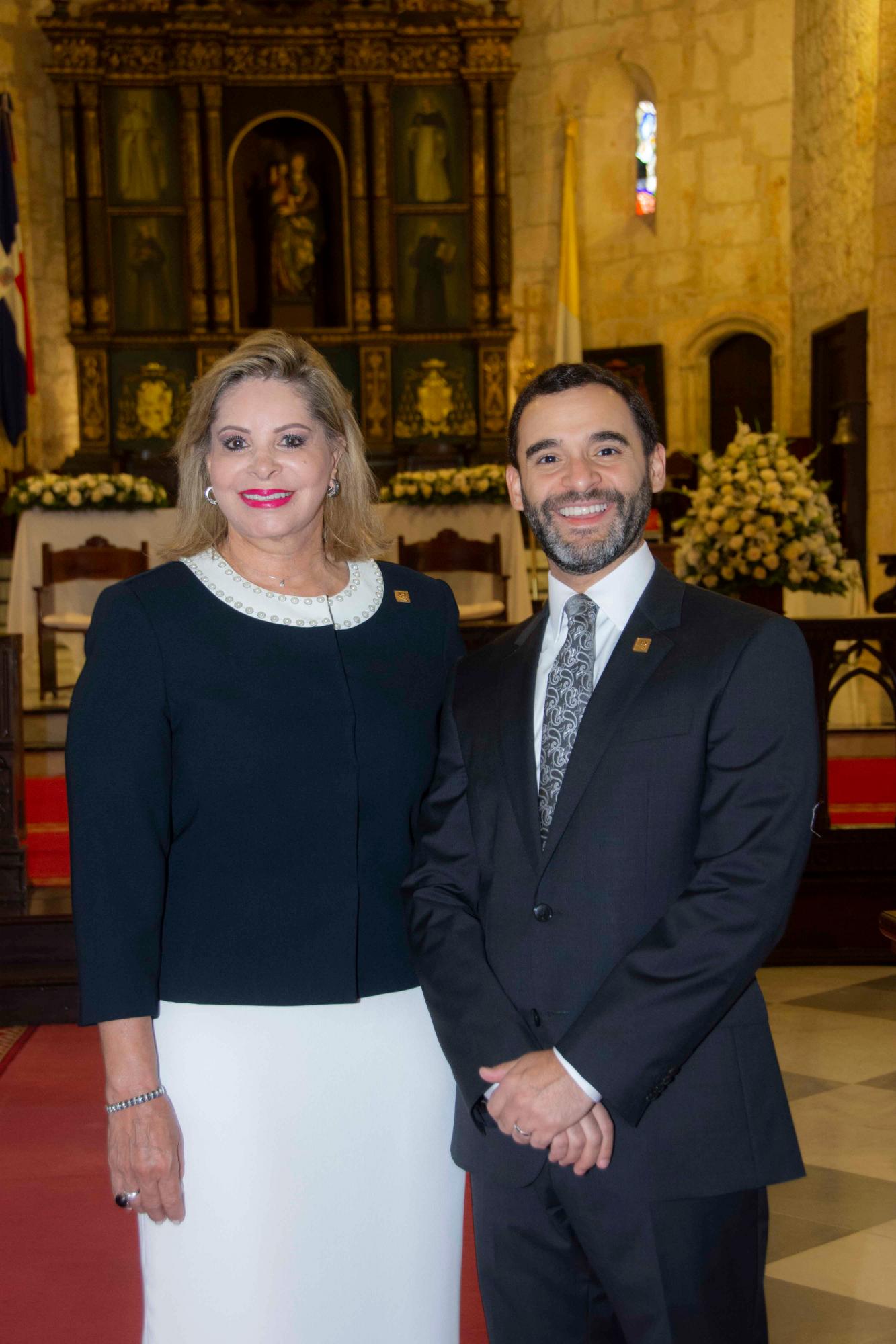 Edita Castillo y Roberto Jiménez. 