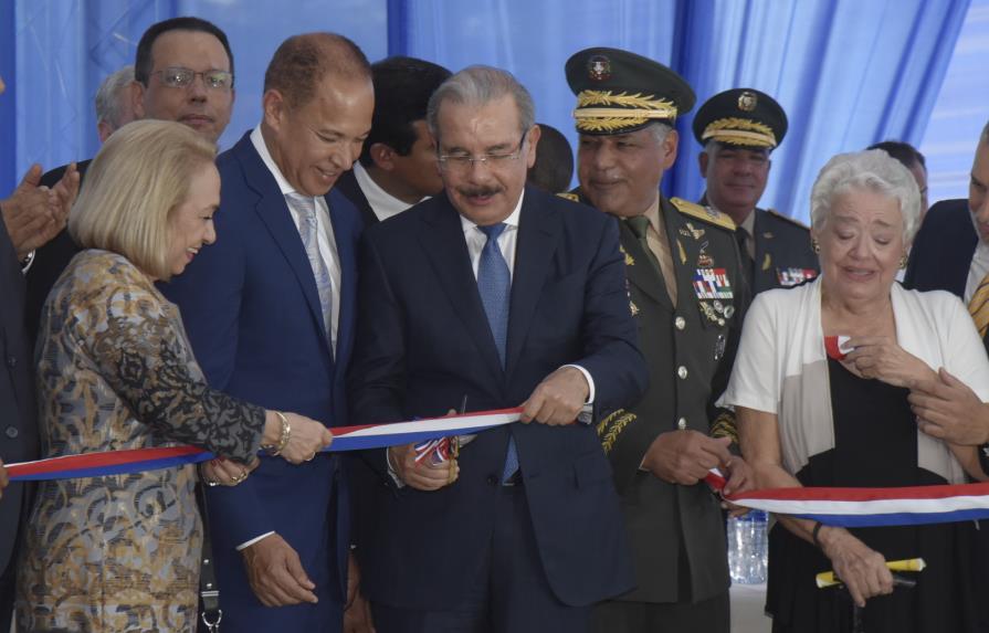 Presidente Danilo Medina inaugura varias obras en la provincia de La Vega