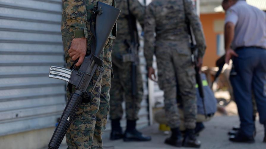 Policía dice fue un agente de la institución quien mató a un cabo en San Víctor, Moca Policía dice fue un agente de la institución quien mató a un cabo en San Víctor, Moca