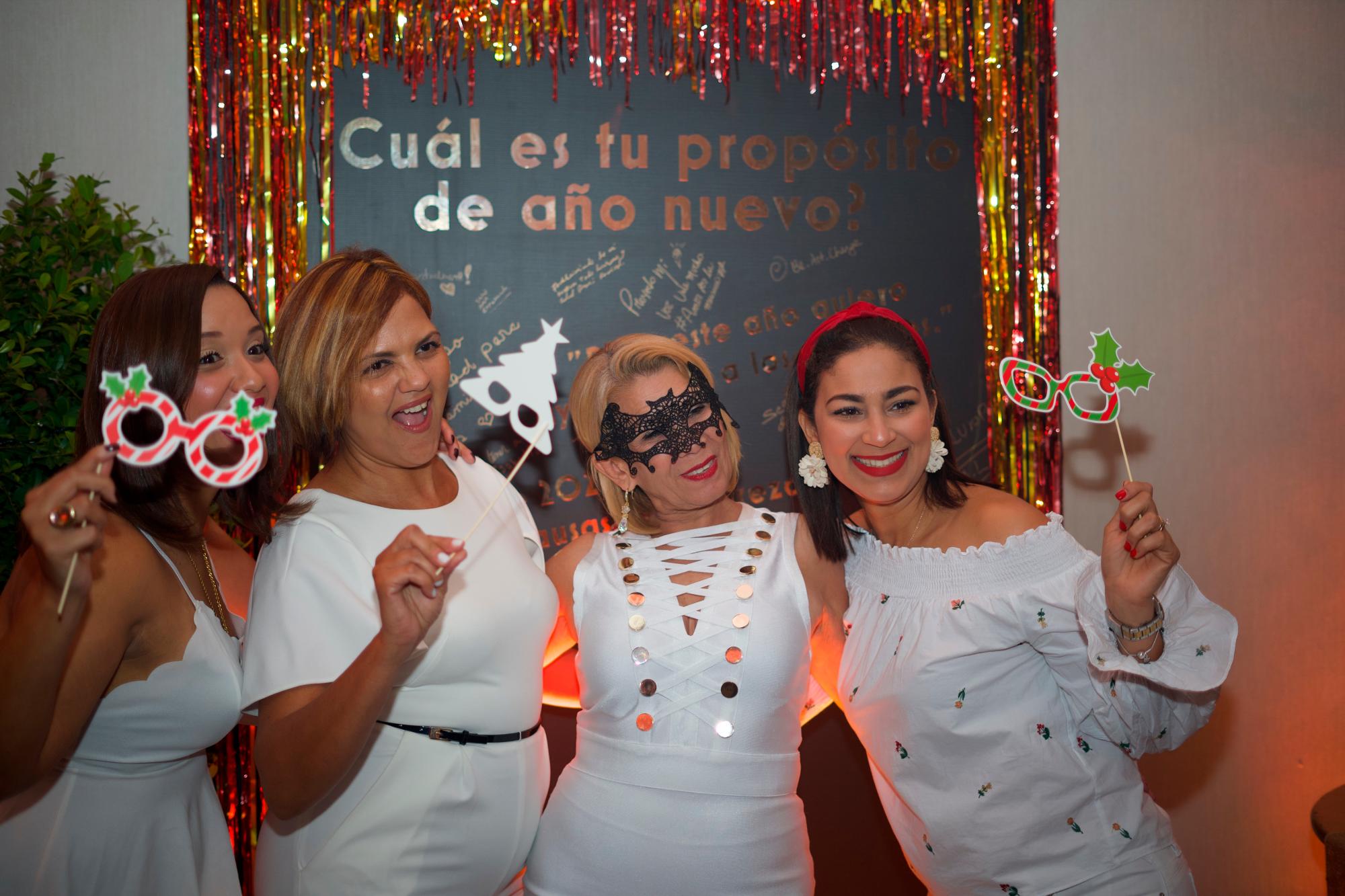 Melina Grullón, Luisa Blanco, Iluminada Paulino y Johanny Polanco.