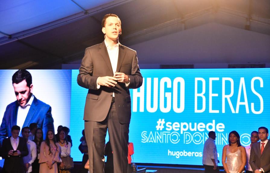 Hugo Beras presenta candidatura a la alcaldía del Distrito