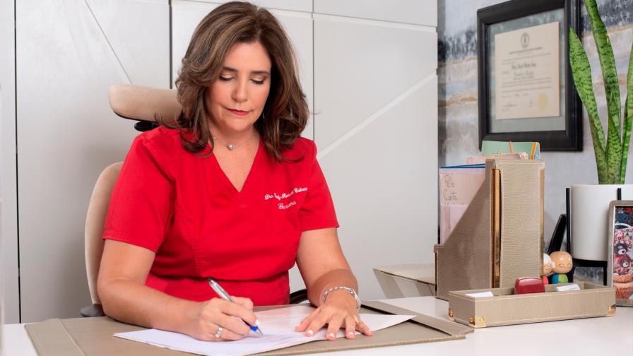 Médico geriatra desarrolla jornada de vacunación contra la influenza