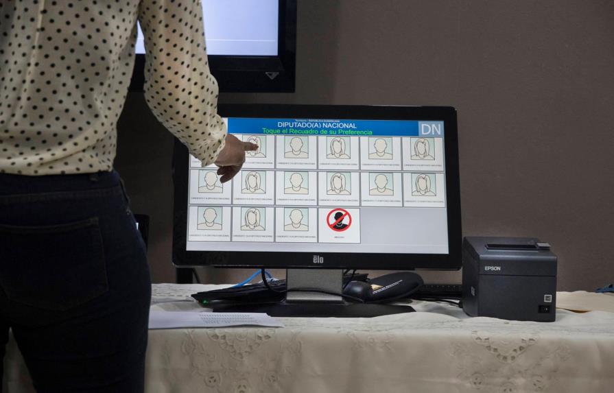 El voto automatizado le costó al país más de mil millones de pesos en equipos