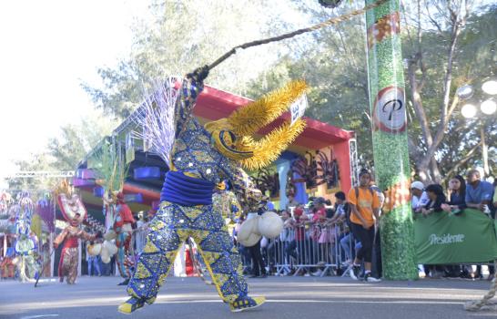 Gran colorido durante segunda jornada de carnaval en pueblos del Cibao
