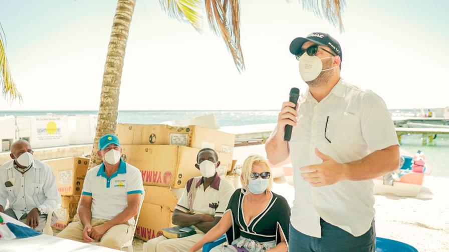 Autoridades de Codopesca se reúnen con representantes del sector pesquero de la Isla Saona Autoridades de Codopesca se reúnen con representantes del sector pesquero de la Isla Saona
