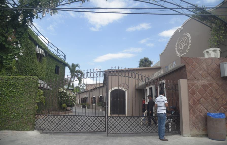 Más de 30 personas se intoxican en fábrica de cigarros en Tamboril, Santiago