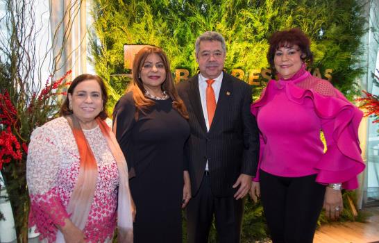 Banreservas reconoce labor de las cronistas sociales