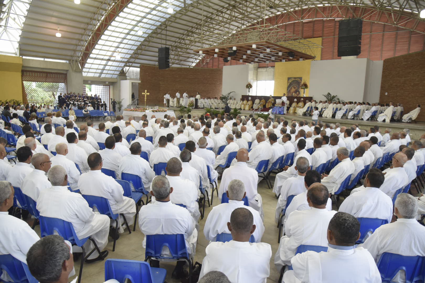 Asistentes a la misa este jueves.