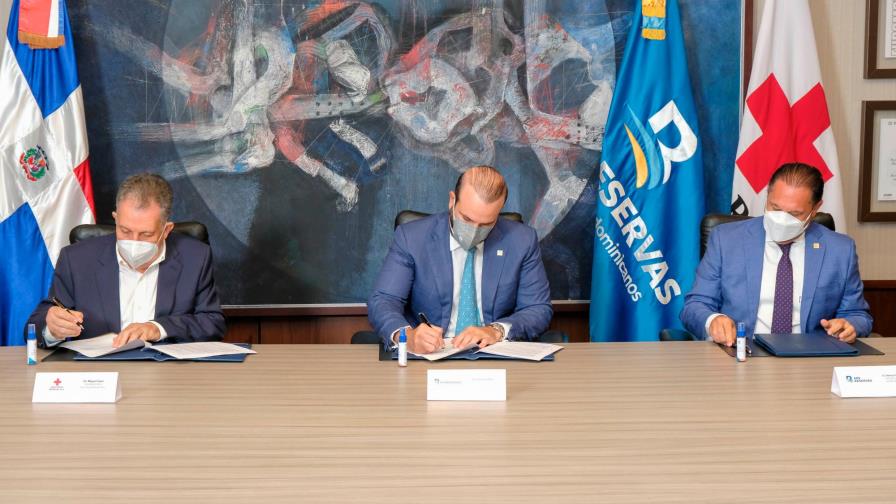 Acuerdo ARS Reservas, BR y Cruz Roja beneficiará a más de 10,000 colaboradores