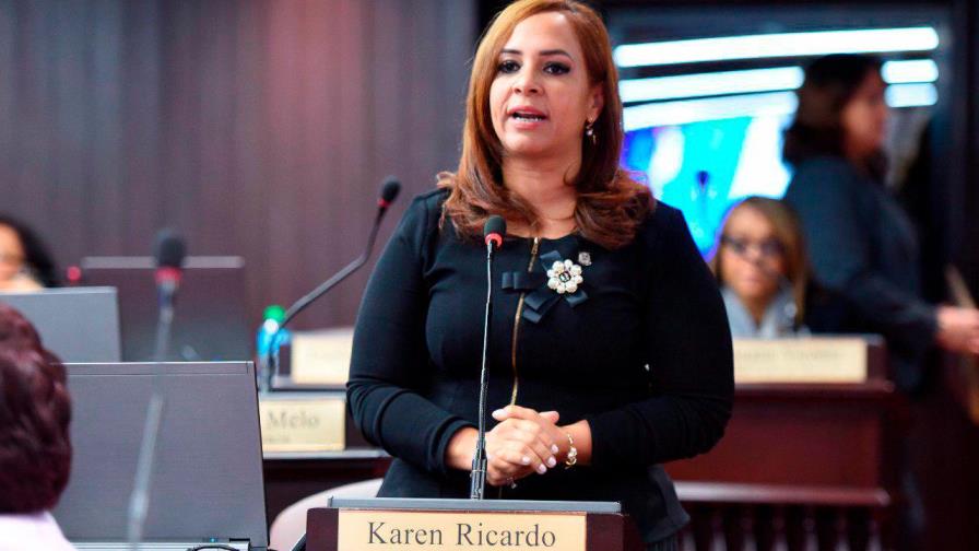 Karen Ricardo presenta su renuncia como diputada