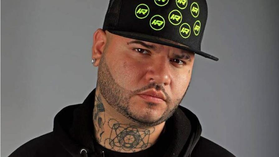 Farruko llora al enterarse de que le cancelan concierto