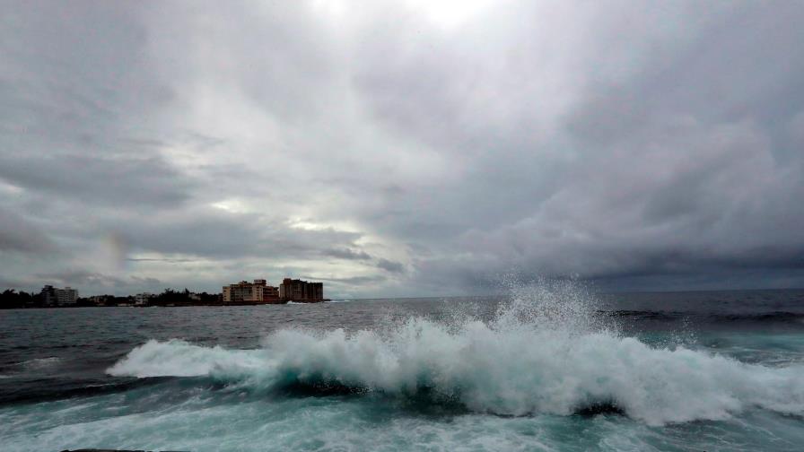La depresión tropical Fred se desplaza cerca del oriente de Cuba