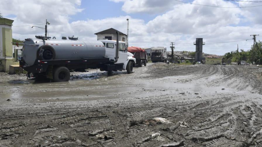 Mejora vertido en Duquesa, pero situación sigue precaria