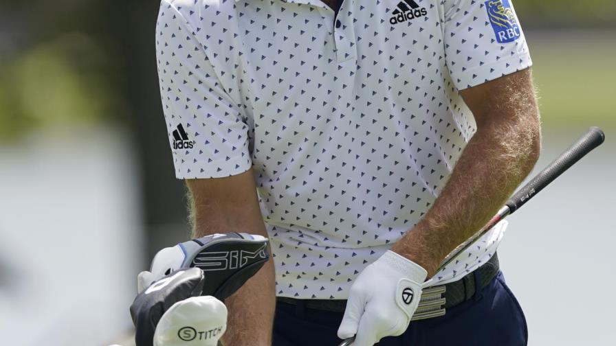Con dos golpes de ventaja, Dustin Johnson busca campeonato Con dos golpes de ventaja, Dustin Johnson busca campeonato