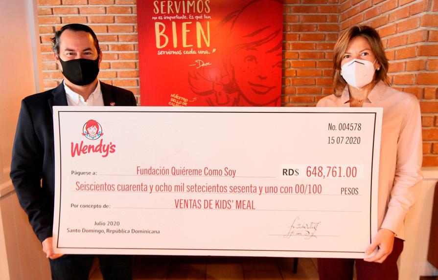 Wendy’s entrega donativo a Fundación Quiéreme como soy