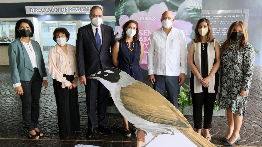 Unibe presenta Guía de Biodiversidad Unibe presenta Guía de Biodiversidad