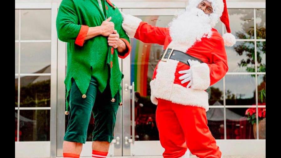 Dwayne Johnson sorprende a su cuñada al regalarle un auto en Navidad
