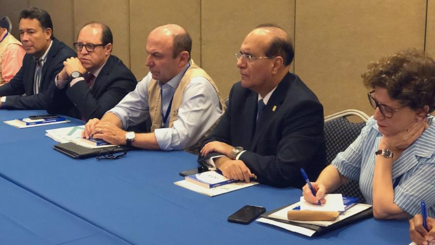 Castaños Guzmán jefe de observadores en elecciones El Salvador