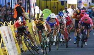 El ciclista Jakobsen sale del coma y podr&iacute;a volver pronto a casa