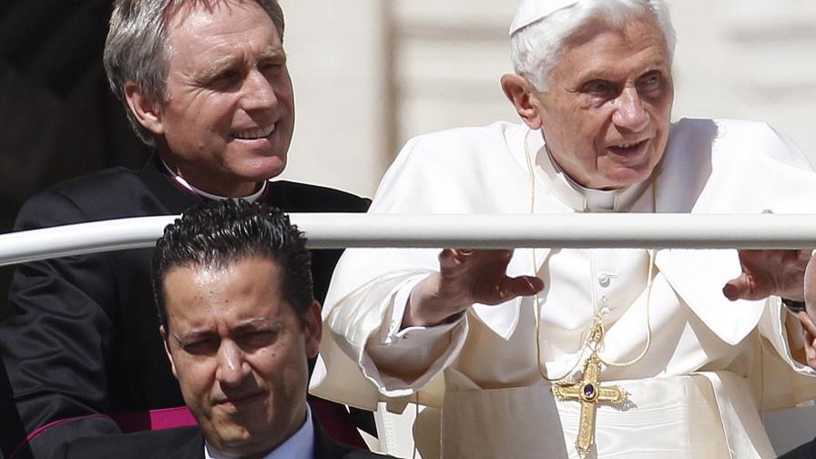 Falleció Paolo Gabriele, fue mayordomo de papa Benedicto XVI