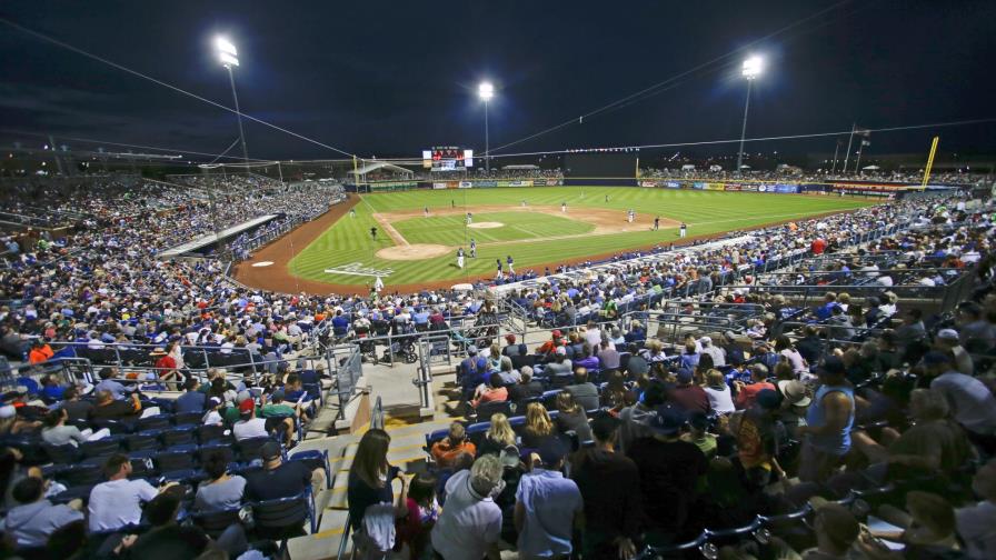 Fuente AP: MLB asumiría operaciones de ligas menores