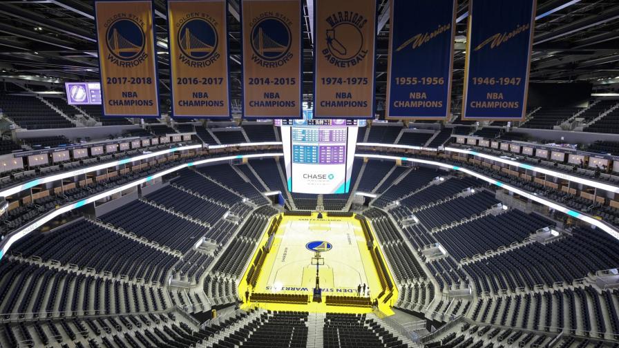NBA suspende la temporada, jugador da positivo por COVID-19 NBA suspende la temporada, jugador da positivo por COVID-19