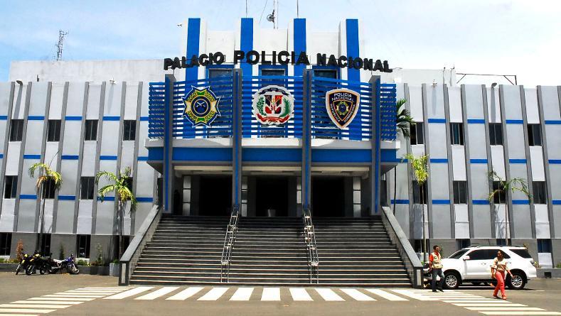 PN apresa a dos hombres que robaron miles de pesos en residencia
