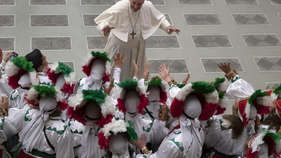 Francisco resalta su campaña contra armas nucleares Francisco resalta su campaña contra armas nucleares