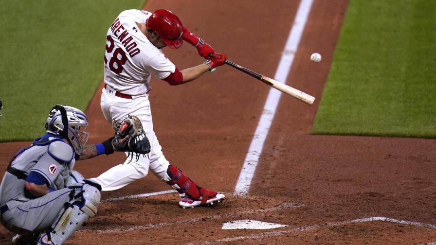 Arenado y Bader pegan jonrones y Cardenales vencen a Mets