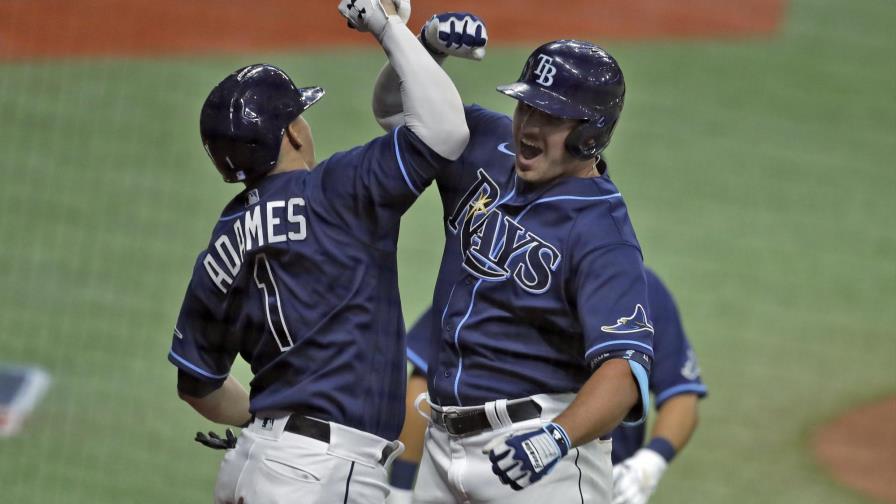 Rays aplastan 14-5 a los Bravos con dos jonrones de Renfroe