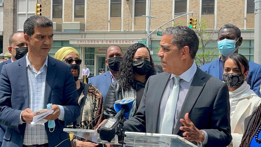 Líderes dominicanos resaltan legado de Carlos Cooks en nombramiento de esquina en su honor