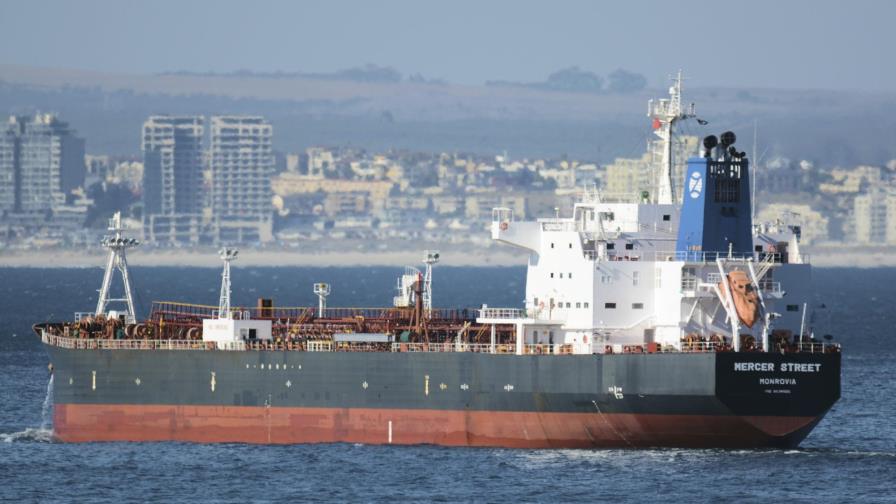 Gran Bretaña e Israel acusan a Irán de ataque a petrolero