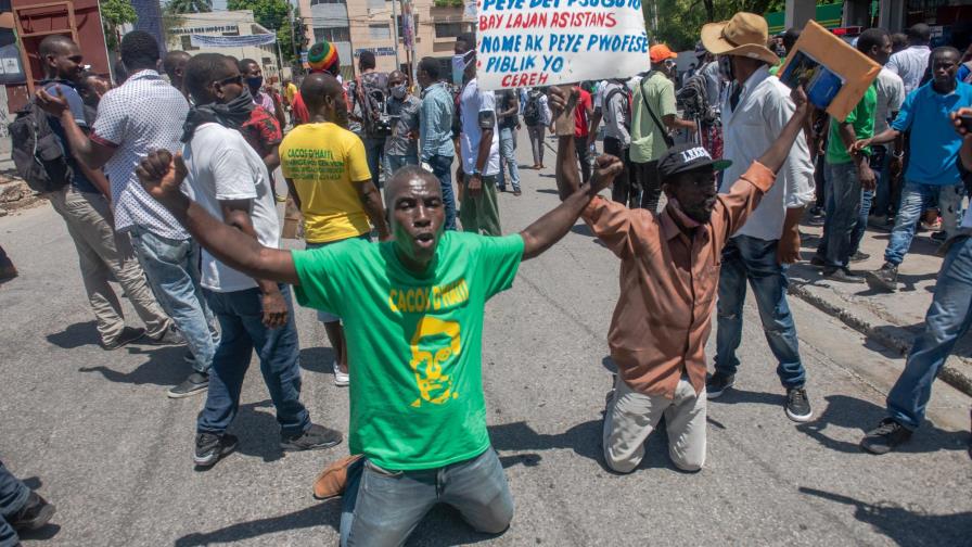La Policía haitiana dispersa por la fuerza una protesta contra la violencia