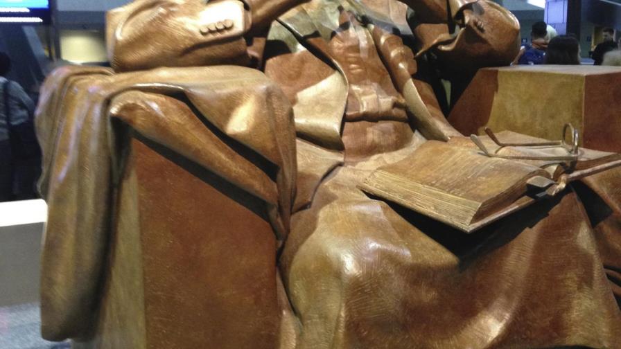 Qué hacer con espacios que ocupaban monumentos derribados