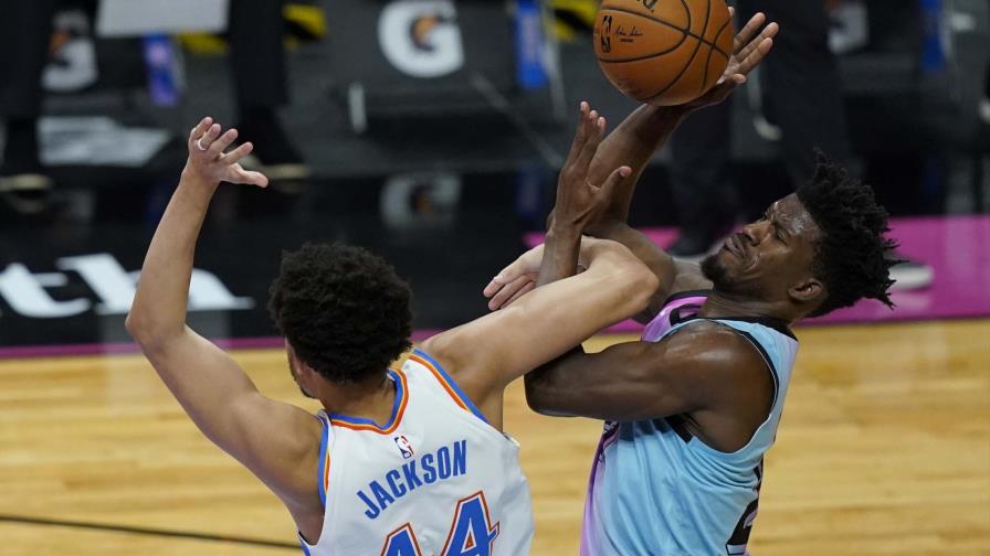 Heat aprovecha racha de 20-0 para aplastar 118-90 al Thunder
