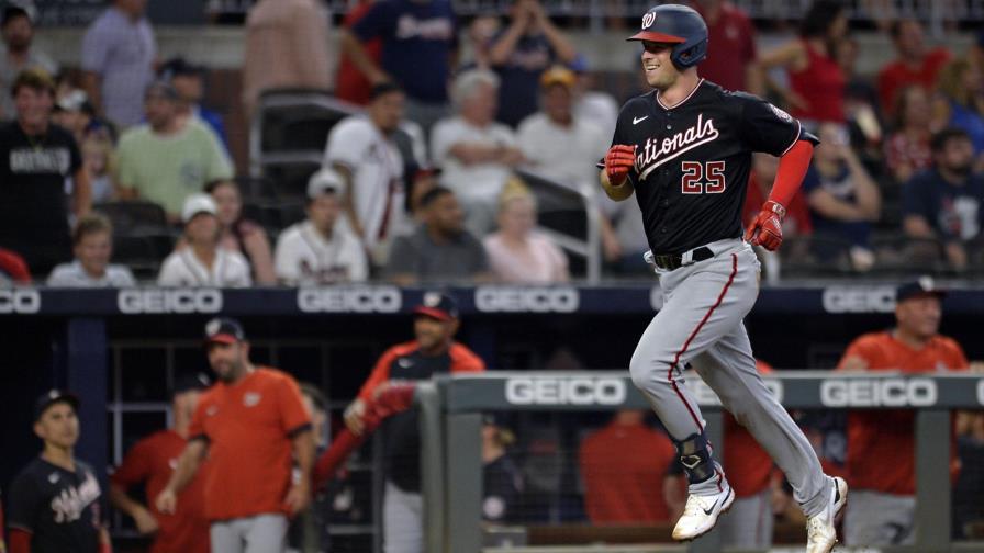 Adams batea jonrón en la 9na; Nacionales vencen a Bravos