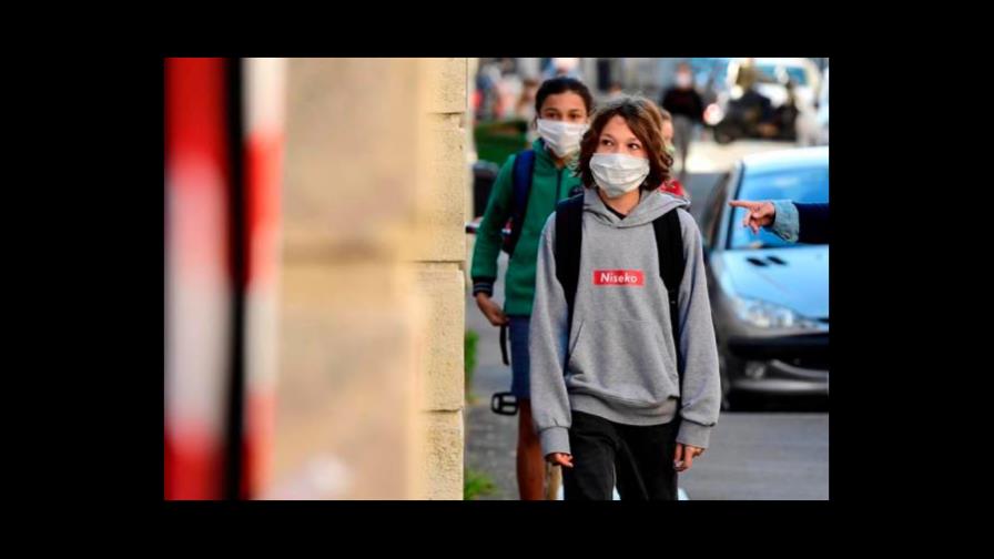 Francia cierra 70 escuelas en una semana por casos de coronavirus