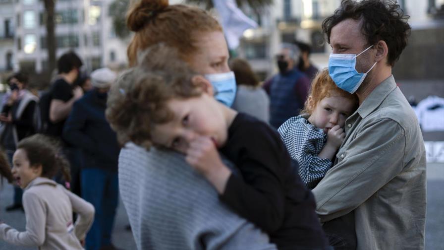 Gobierno uruguayo anuncia restricciones por avance de COVID Gobierno uruguayo anuncia restricciones por avance de COVID