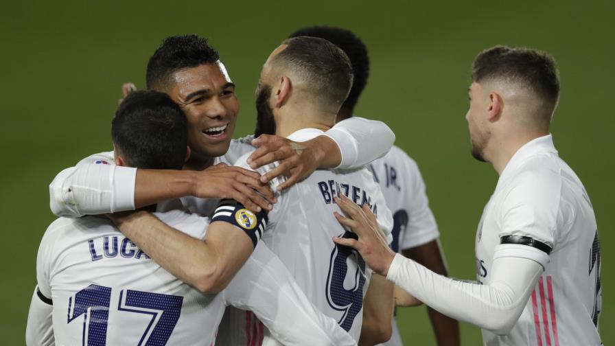 El Atlético mantiene el liderato por un punto