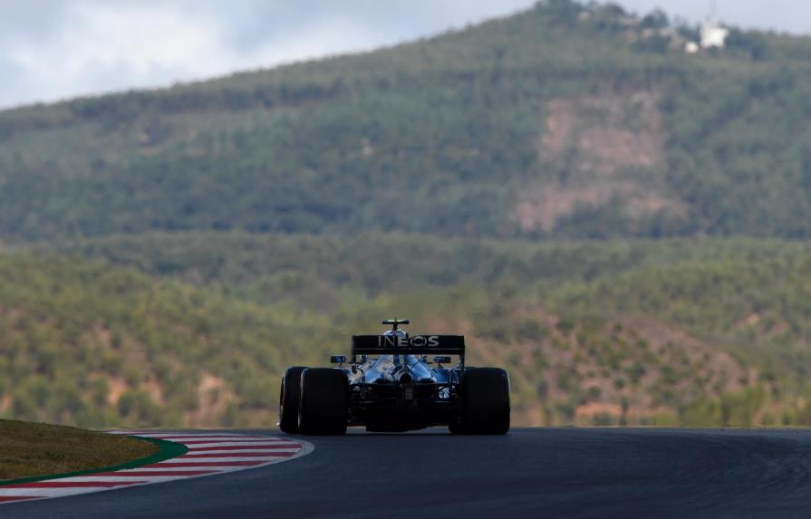 Bottas domina ambas sesiones para el Gran Premio de Portugal
