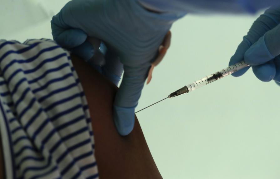 OPS: Faltan meses para completar vacunación en LatAm