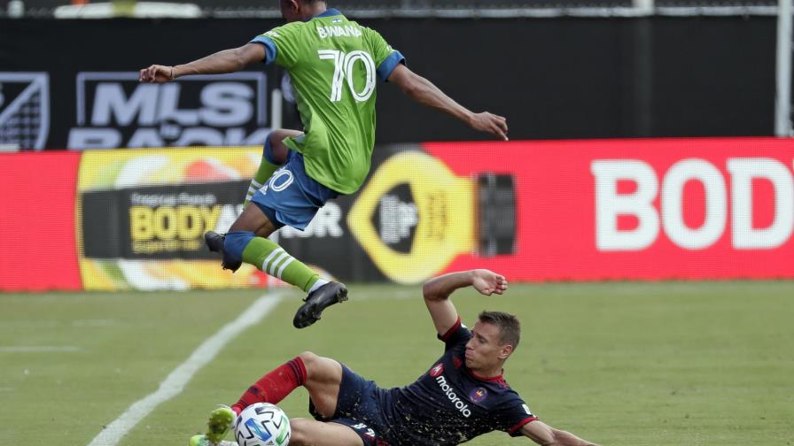 Chicago debuta con victoria 2-1 ante Seattle