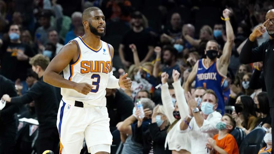 Paul, el 3ro con más asistencias en la historia; Suns ganan