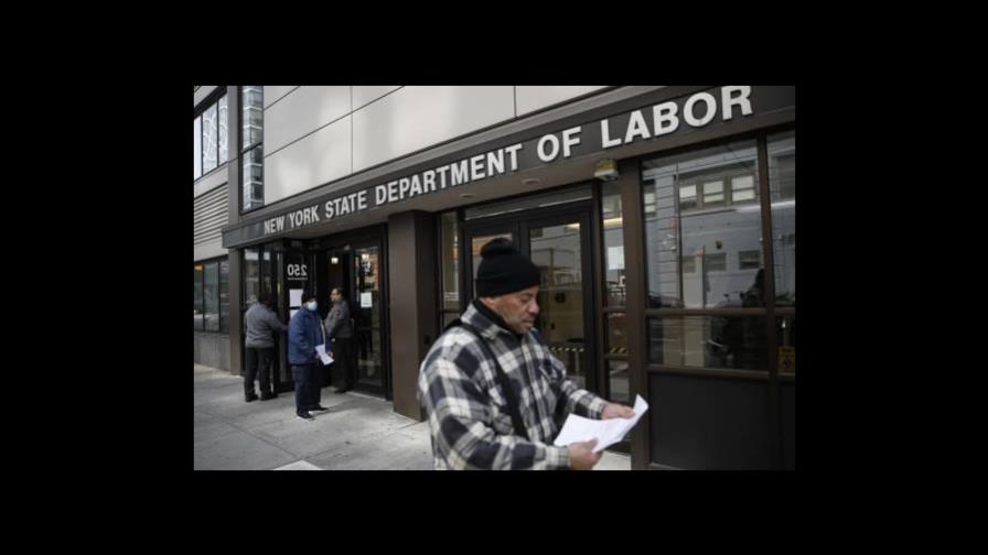 Más de 22 millones de solicitudes del subsidio de desempleo en EEUU en un mes