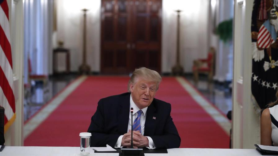 Trump aviva tensiones raciales para motivar a votantes