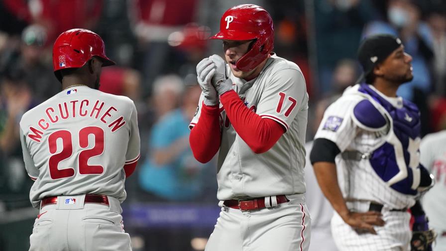 Hoskins conecta 2 jonrones y Filis derrotan a Rockies