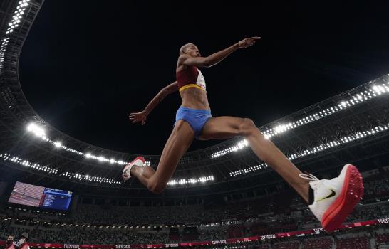 Yulimar Rojas vuela alto: récord mundial y oro olímpico